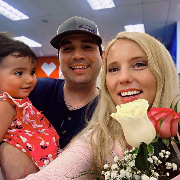 Meet your Posher, Marina🌸 - Picture 5 of 12